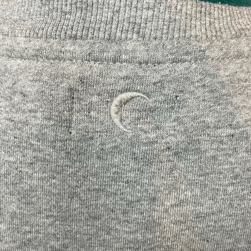 Zyia Mountain Patch Gray Crew Neck Sweatshirt, Si… - image 4